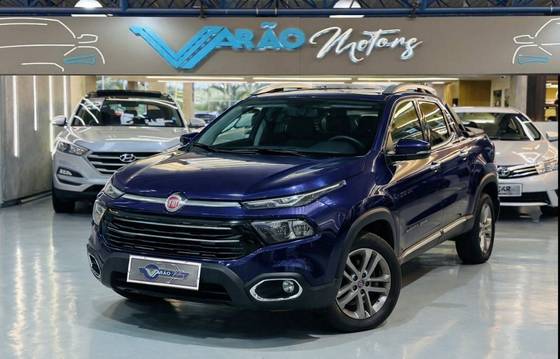 FIAT TORO 2.4 16V MULTIAIR FLEX VOLCANO AT9 FIAT TORO 2.4 16V MULTIAIR FLEX VOLCANO AT9